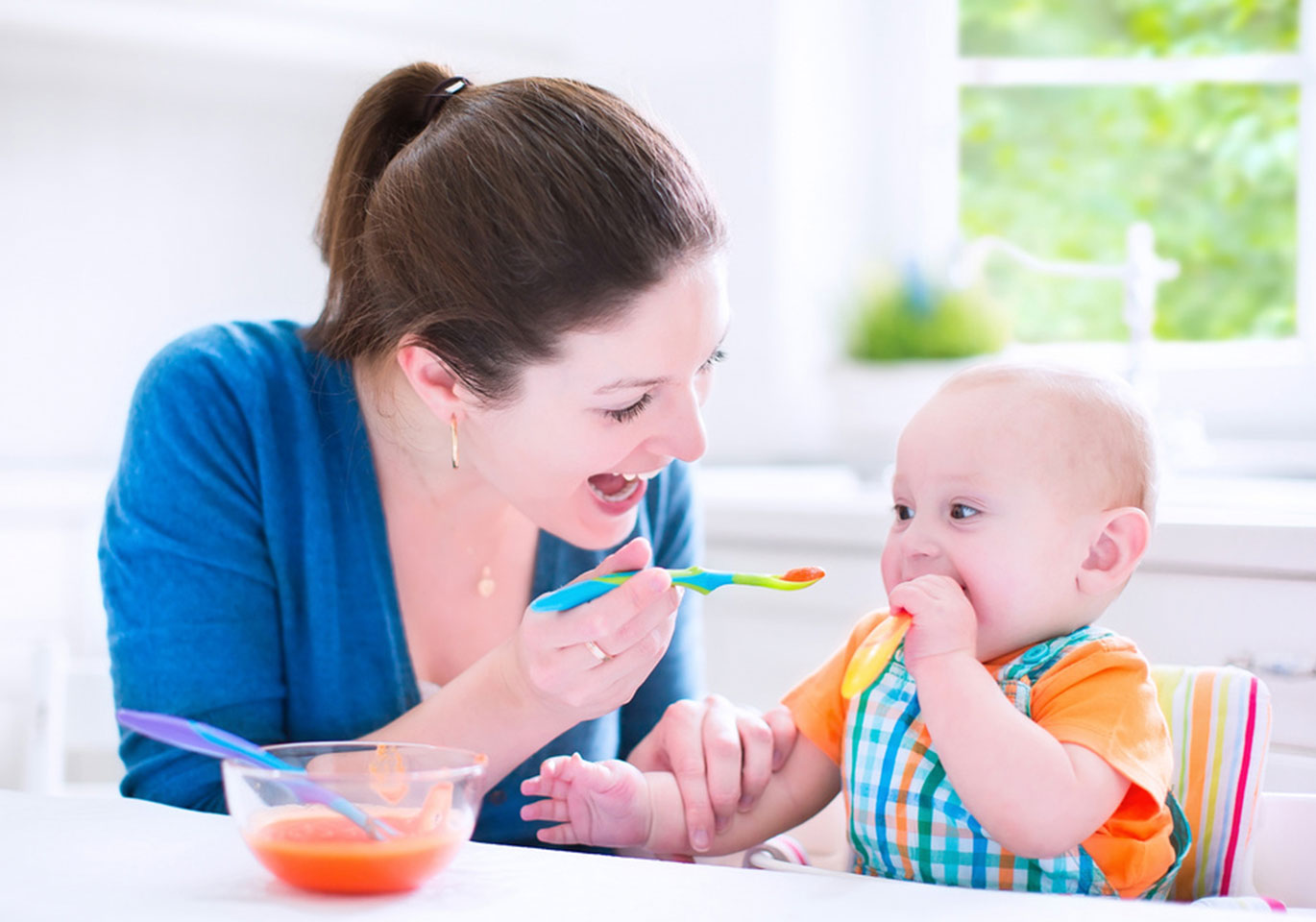 标准电控操作技术,搭配科学调配,超细微化和超高温灭菌处理的纯天然辅食产品